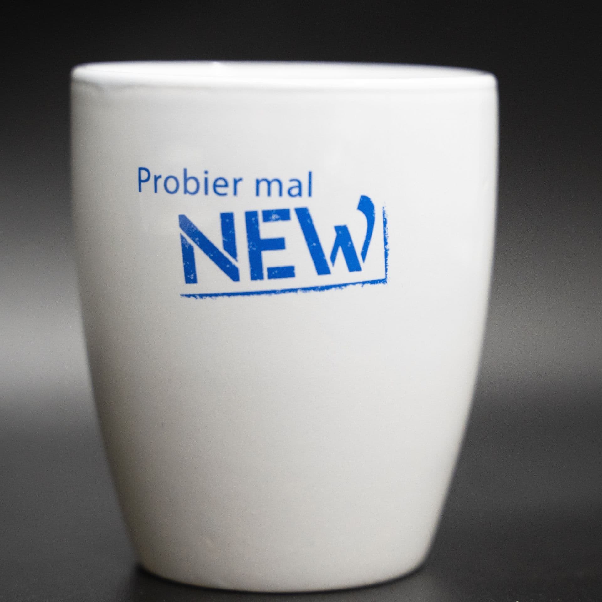 Keramik-Tasse „Probier mal NEW“